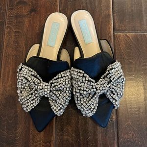 Betsey Johnson Rhinestone Bow Detail Satin Flat Sandals Size 5.5